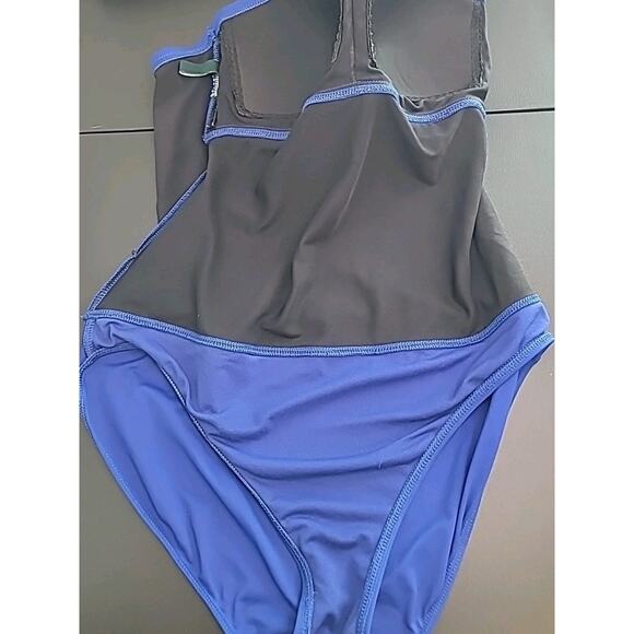 Ralph Lauren Beach Club Twist Bandeau One-Piece Swimsuit Large EUC - Picture 9 of 10